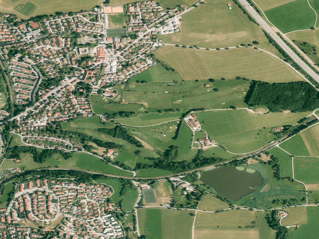 Letecký pohled na Golfpark Schloßgut Lenzfried