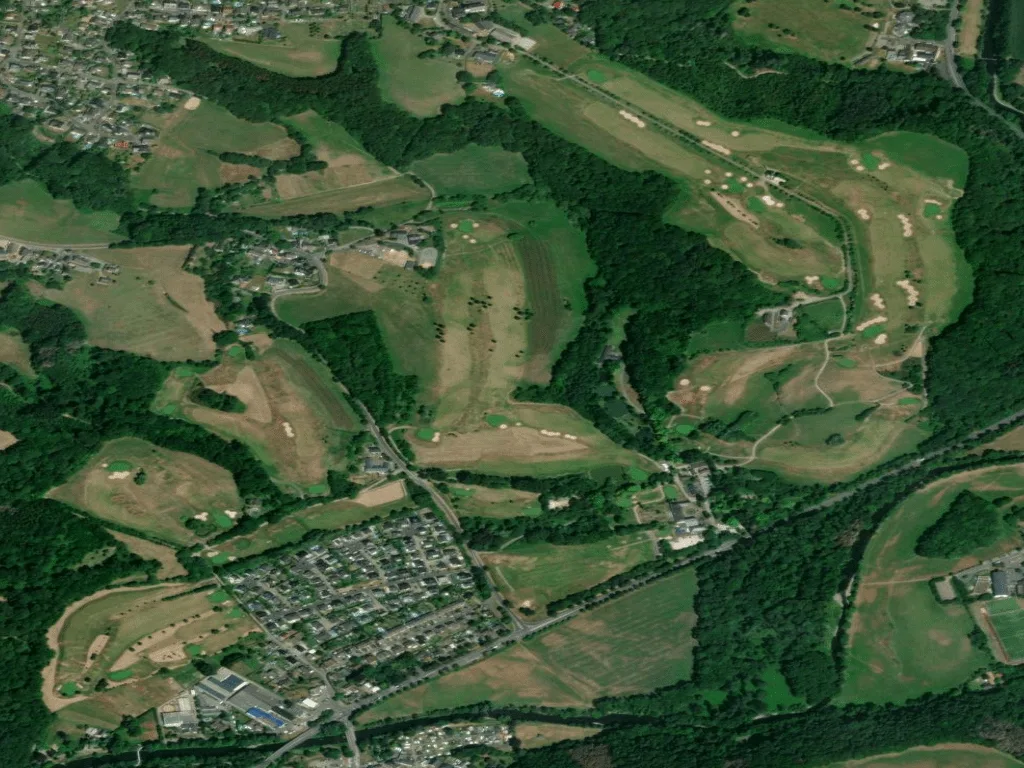 Letecký pohled na Golfclub Schloss Auel