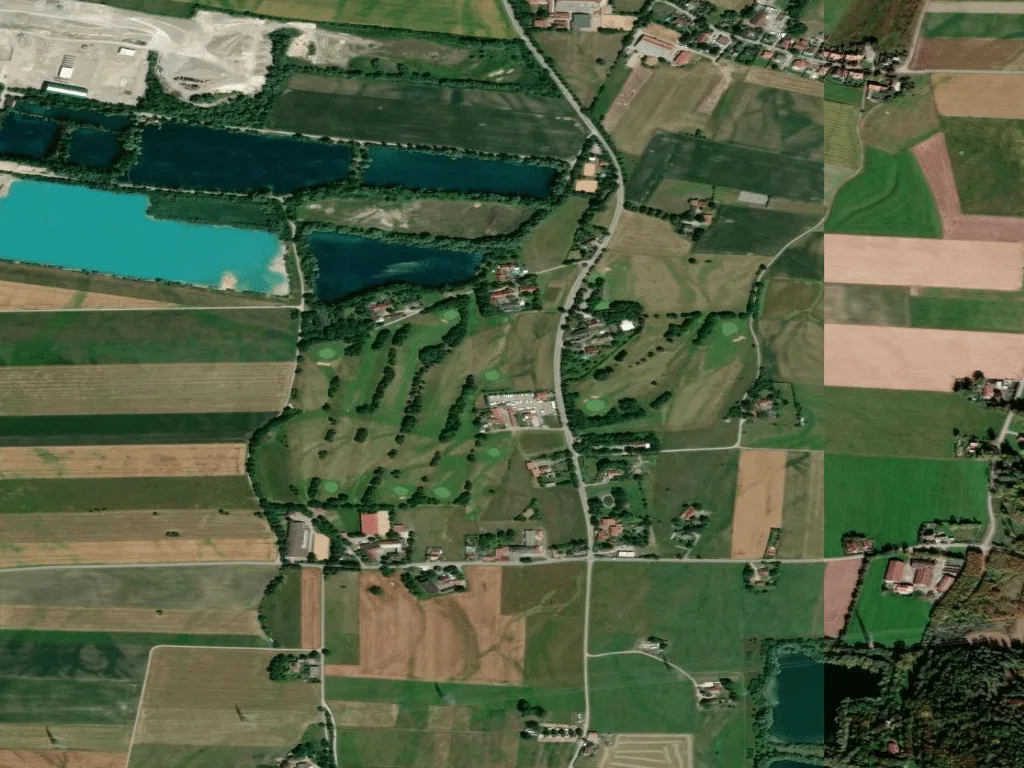 Letecký pohled na Golfclub Königsbrunn