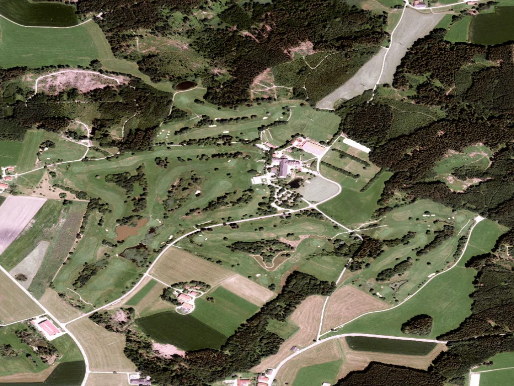 Letecký pohled na Golf Club Höslwang im Chiemgau