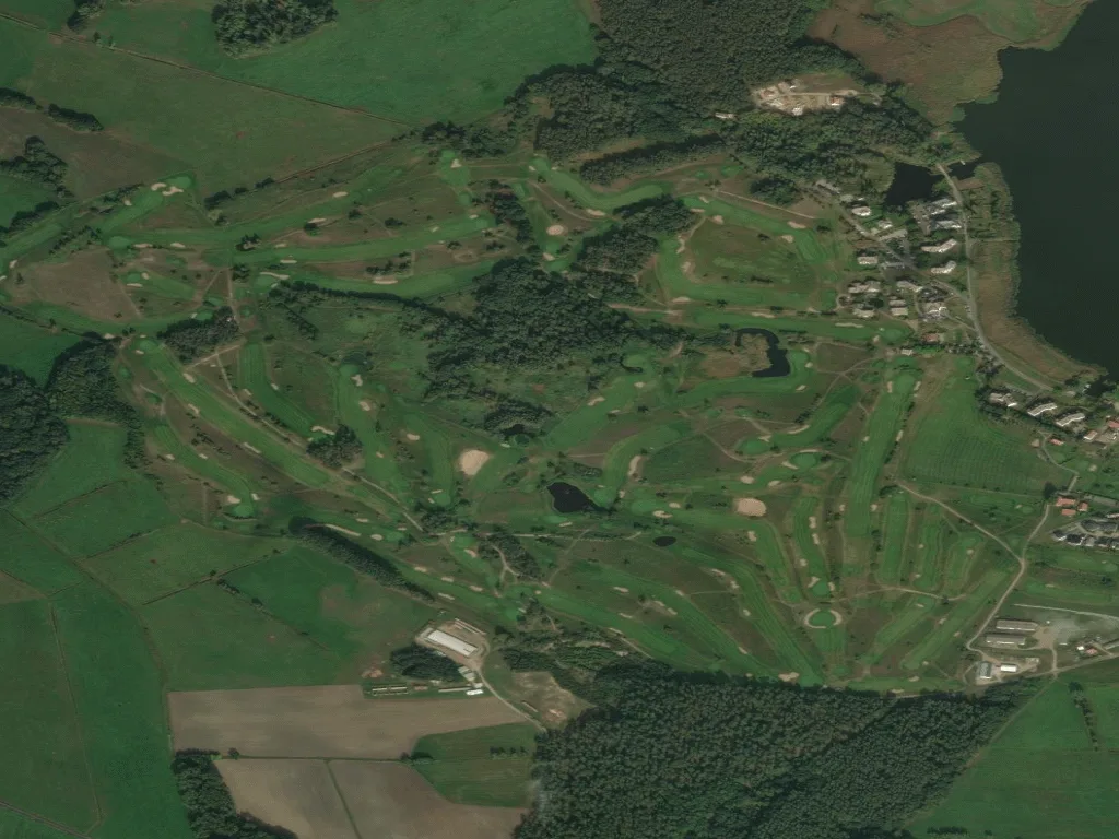 Letecký pohled na Golfclub Balmer See-Insel