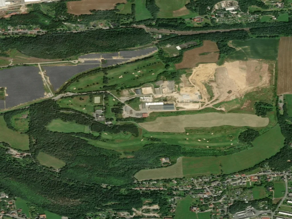 Letecký pohled na Golfplatz Zwickau