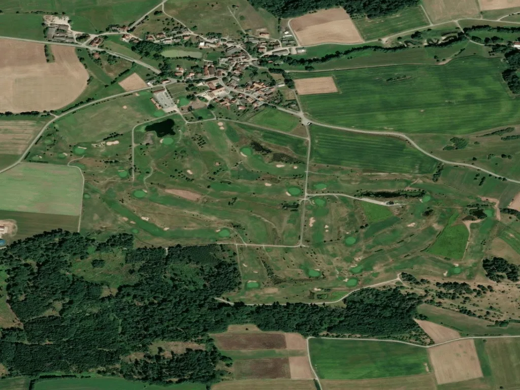 Letecký pohled na Golfpark Rothenburg Schönbronn