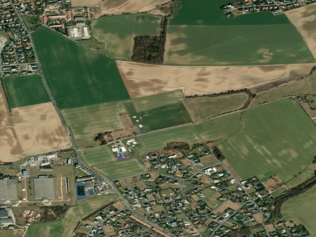 Letecký pohled na Driving Range Průhonice