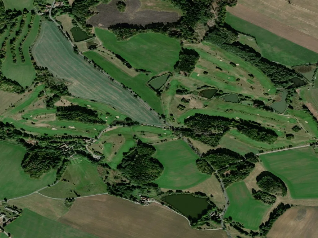 Letecký pohled na CZ Golf Resort Telč