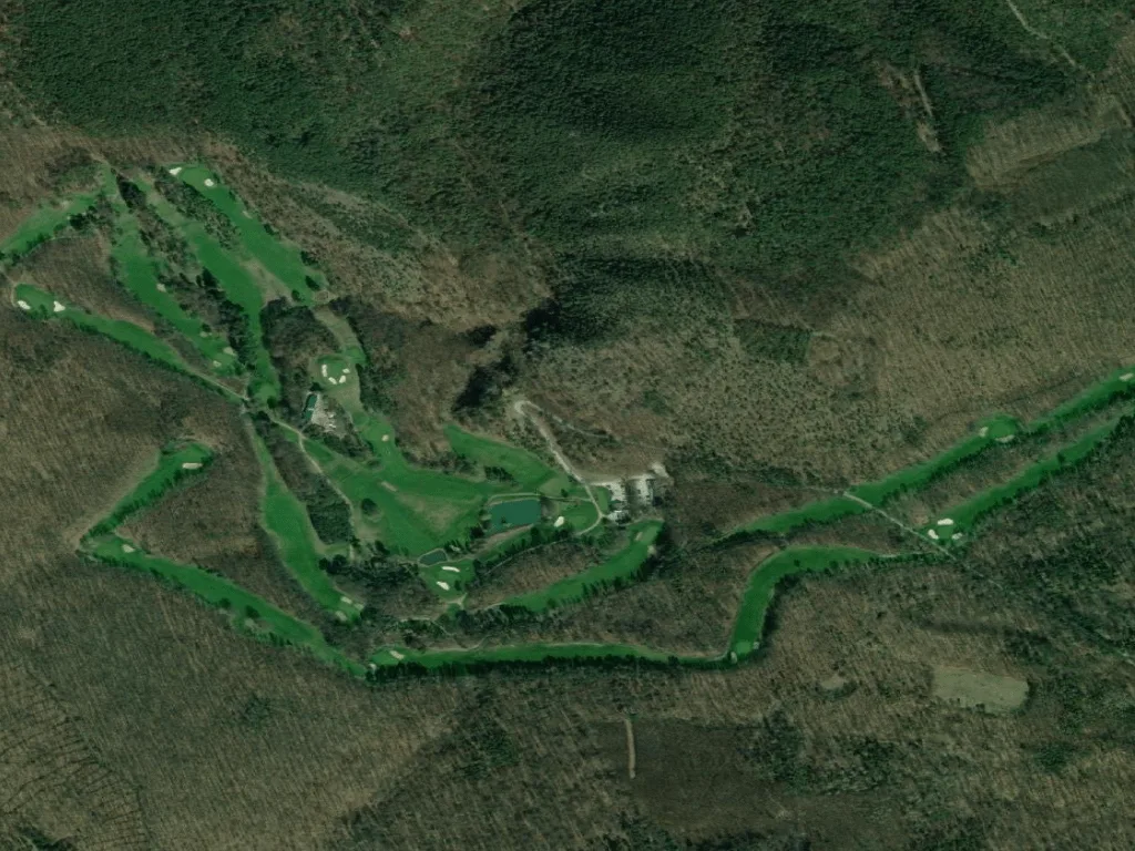 Letecký pohled na Golf Club Enzesfeld