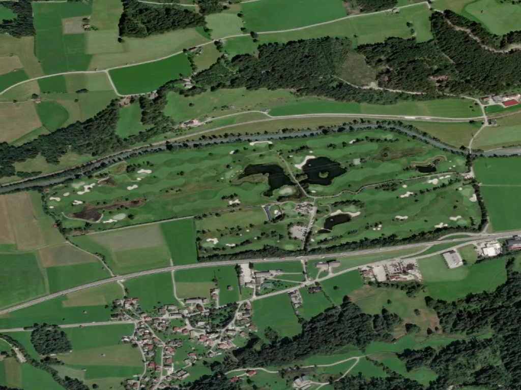 Letecký pohled na Golf und Country Club Dachstein-Tauern