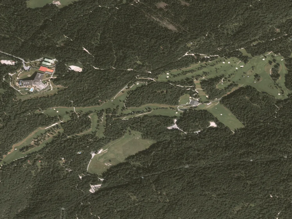Letecký pohled na Golfplatz Seefeld-Wildmoos