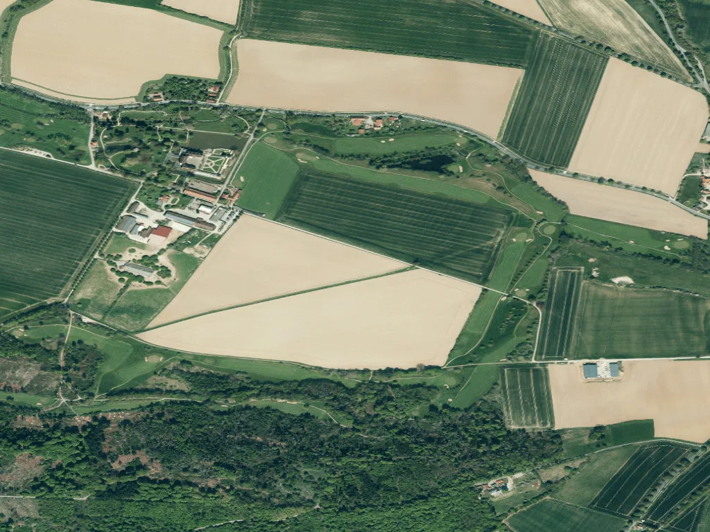 Letecký pohled na Golfanlage Schloss Schwöbber