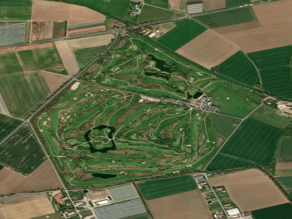Letecký pohled na Golfclub Gernsheim