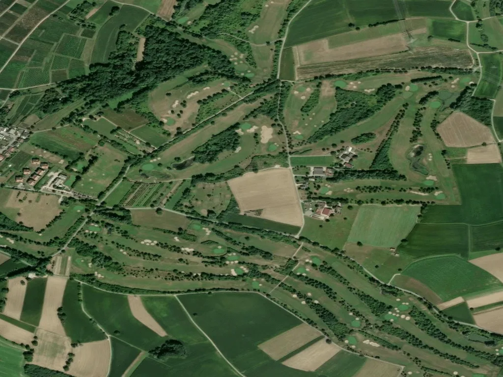 Letecký pohled na Drei Thermen Golfresort