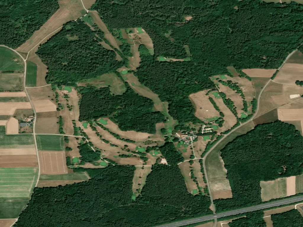 Letecký pohled na Golfplatz Lichtenau-Weikershof