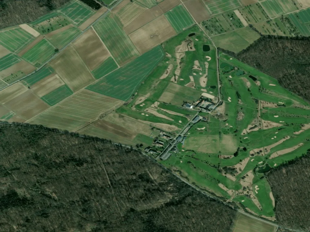Letecký pohled na Golfplatz Altenstadt
